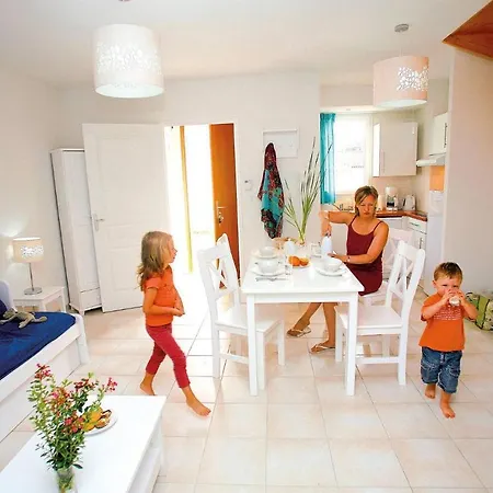 Resort St Brevin House 2p4 *